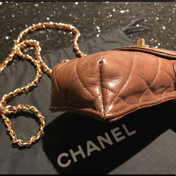 Chanel Vintage Lambskin Crossbody Case Bag ❌ SOLD❌ - Picture 4 of 9